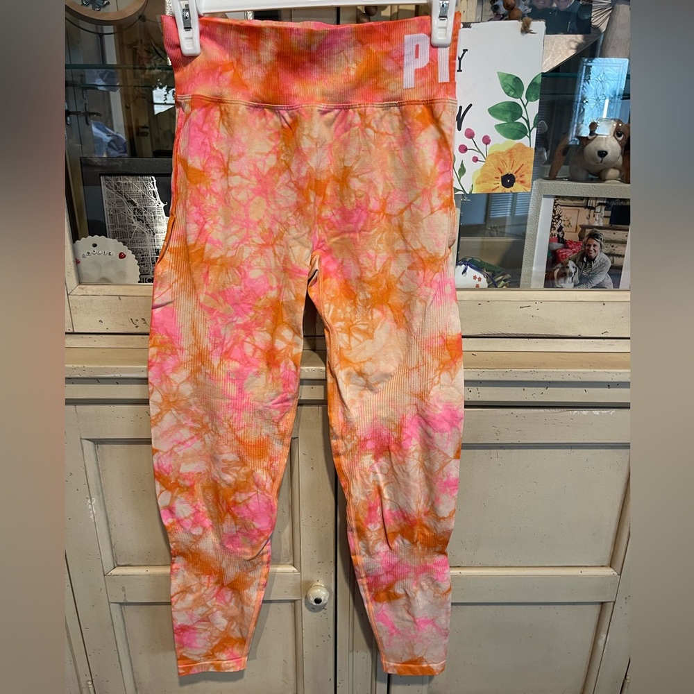 VS PINK seamless classic leggings
